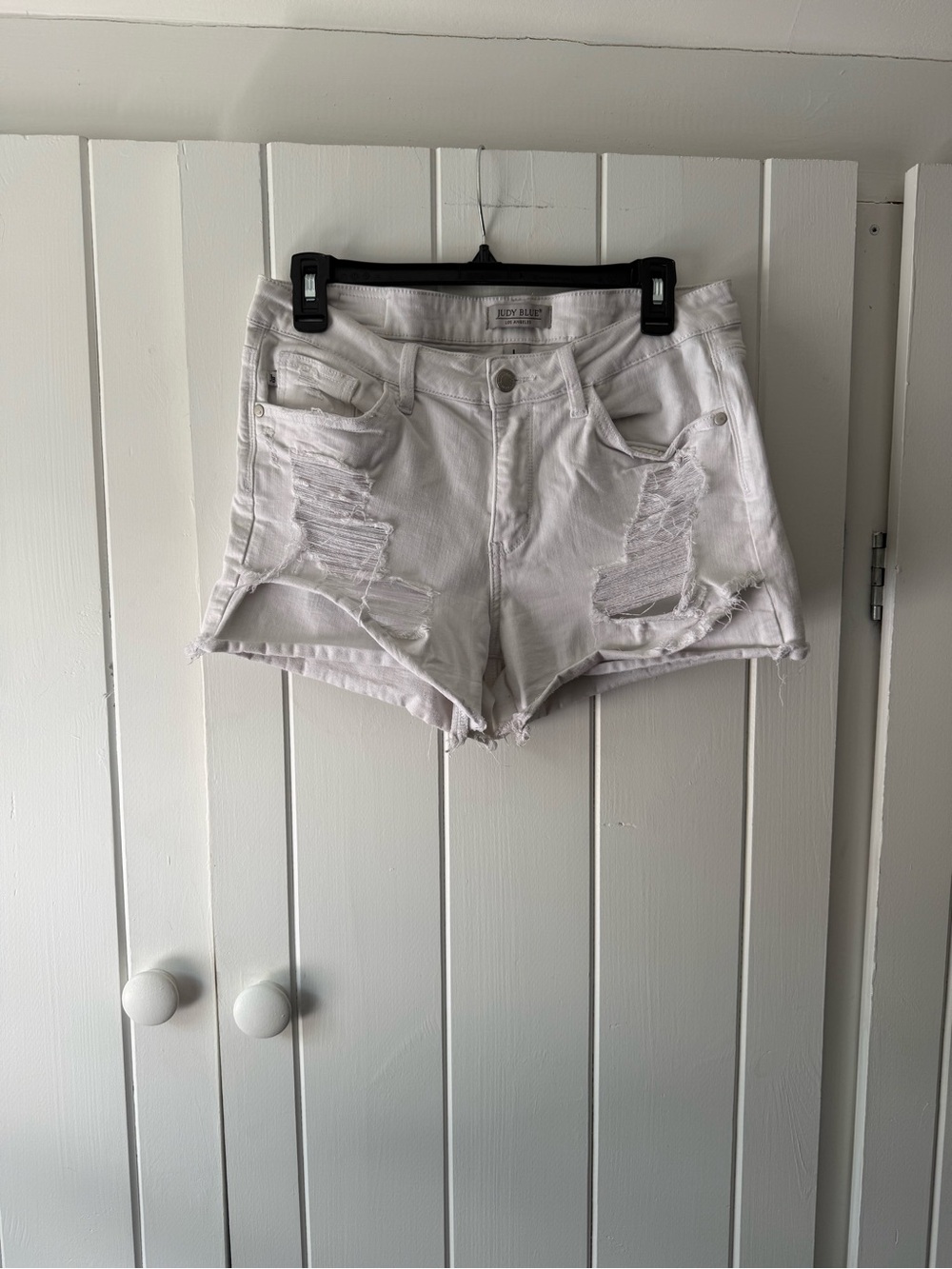 Size large Distressed White Denim Shorts - Judy blue